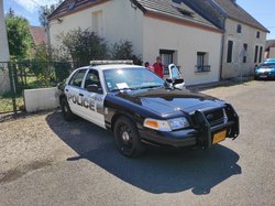  <a style='color: #fff;' href='/uploaded/photo/lechatelet-64e450e4ca45a.jpg'>(Télécharger)</a>