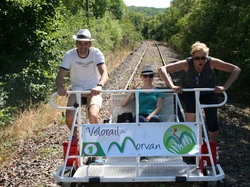  <a style='color: #fff;' href='/uploaded/photo/train-des-reves-a-dracy-saint-loup-5b8ede03a2213.jpg'>(Télécharger)</a>